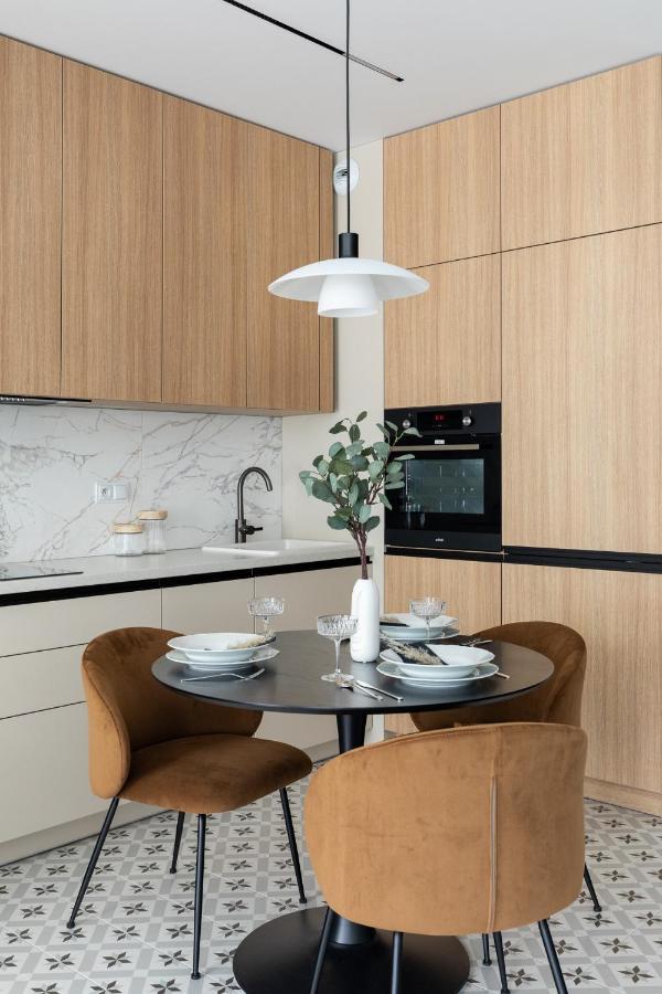 #2 Olive Apartment City Center Free Garage Красков Екстериор снимка
